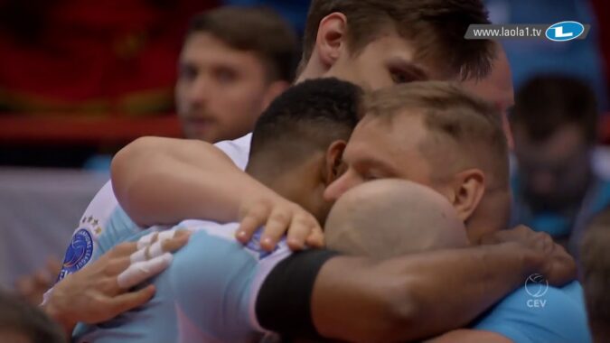 LC2018M F4 :: Echipa Ideală