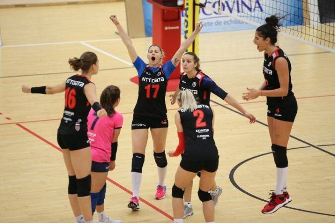 #VOLEI #FEMININ #TURNEU #BUCUREȘTI 🤍 Echipa de volei feminin ”U” NTT Data Cluj a…