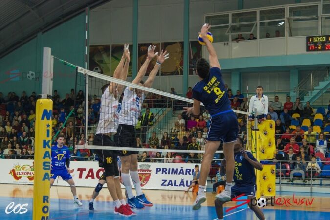 Tricolorul obține trei puncte la Zalău! Rezultatele etapei a 10-a #volei