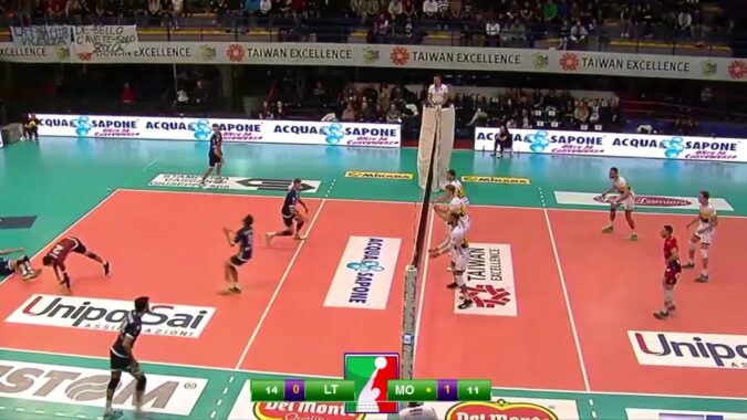 COLȚUL LUI NGAPETH :: Fac de toate: și blocaj și preluare și atac și…