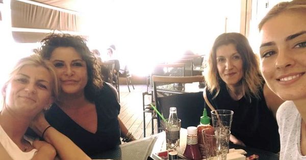 # LA 45 ANI, MULTI-RETRASA **ALIDA** LUA SALARIU MAI MARE DECÂT **GHIULANGIUL**! :)