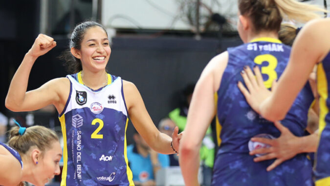 **LC 2020 (F) R4E1 | **Cu ochii la stele: **Samantha Bricio **( #2 extremă…