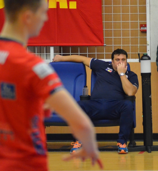 Jocul slab din ultimele trei etape de campionat al echipei masculine de volei Arcada…