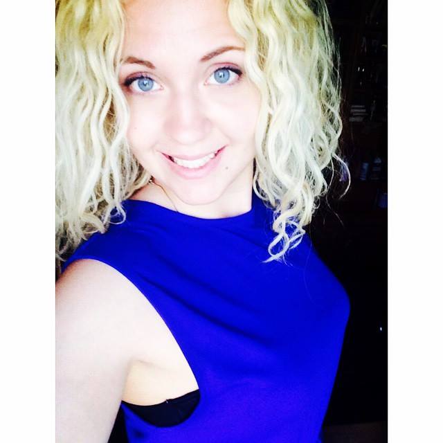 Yasmin Gabriela Constantin, tocmai prezentată ca ocupînd locul 2 în clasamentul DivA1 (Miss Popularitate…
